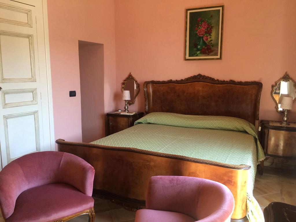Apartamento Palazzo Cutrufelli Graniti Habitación foto