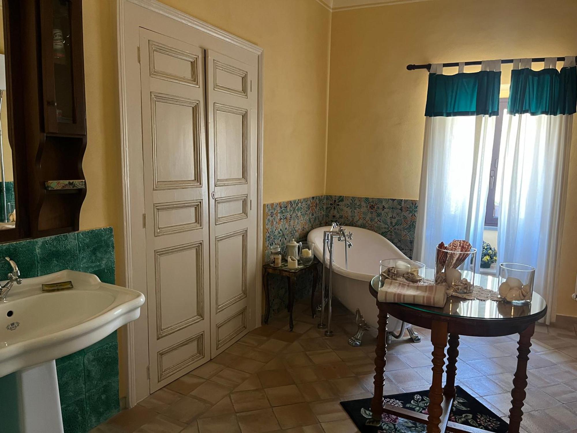 Apartamento Palazzo Cutrufelli Graniti Exterior foto